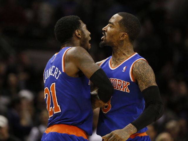 Knicks trade Shumpert, Smith to Cavs in 3-team deal; Waiters goes to Thunder