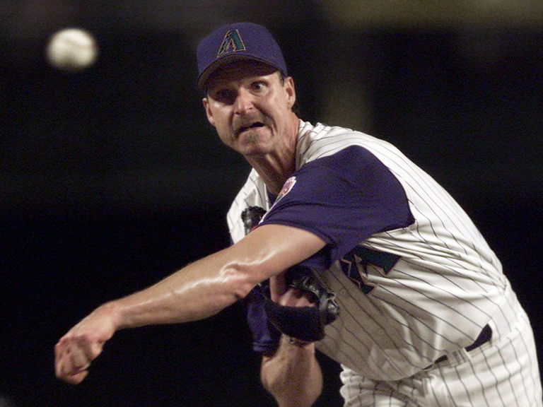 Randy Johnson to wear Diamondbacks cap on Hall of Fame plaque ...