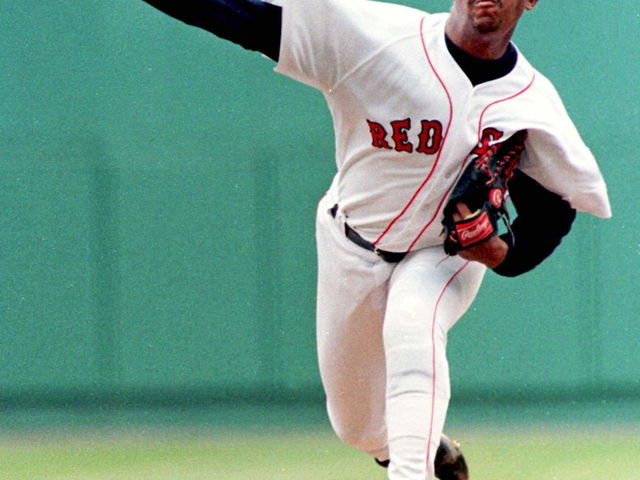 Pedro Martinez elected to Cooperstown: 'I did it clean'