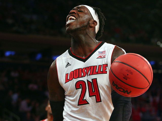VIDEO: Louisville's Harrell with huge dunk, Mahmoud with huge block vs. Pittsburgh