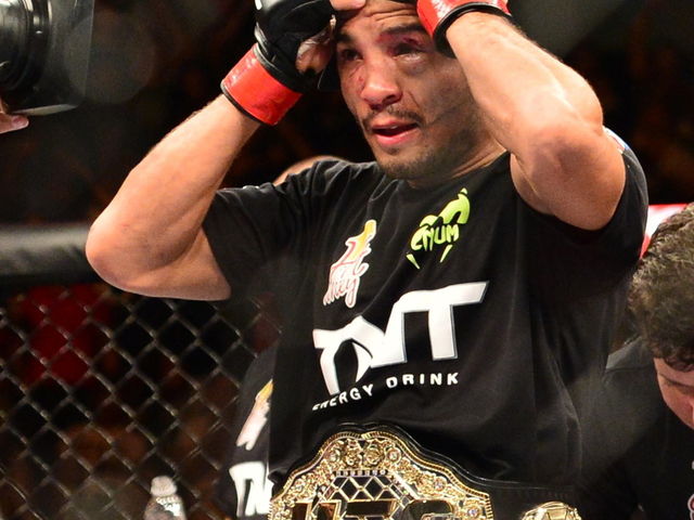 Report: Aldo suffers rib injury, UFC 189 bout against McGregor in jeopardy