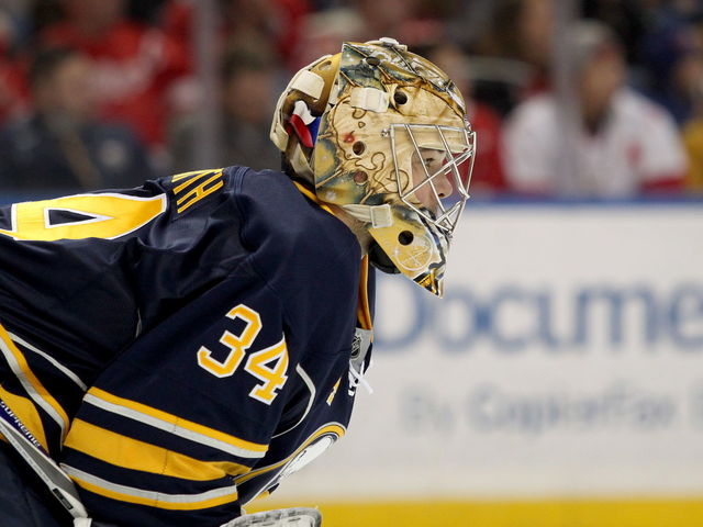 Sabres' Neuvirth fined $2,000 for embellishment