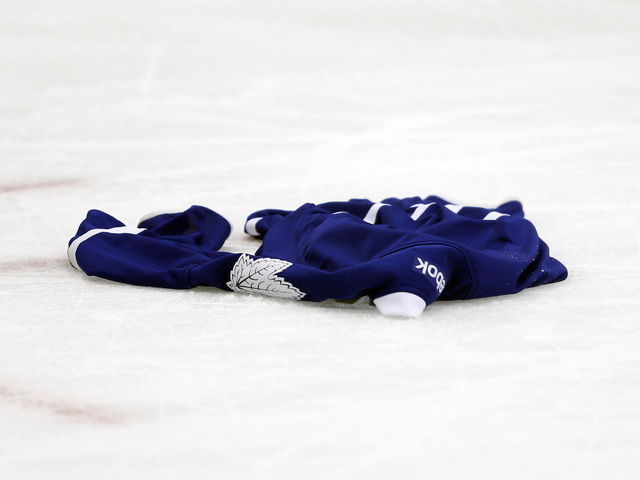 Maple Leafs fan tossed wife's jersey to express displeasure with club