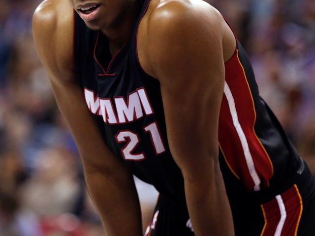 Hassan Whiteside not traveling with Heat after spraining ankle Tuesday