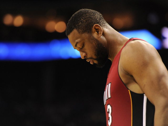 Deng likely to return from illness, Wade a game-time call