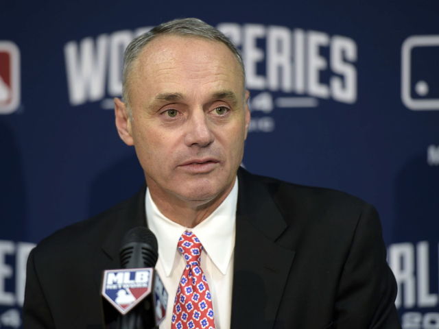 New commissioner Rob Manfred: MLB could consider eliminating defensive shifts