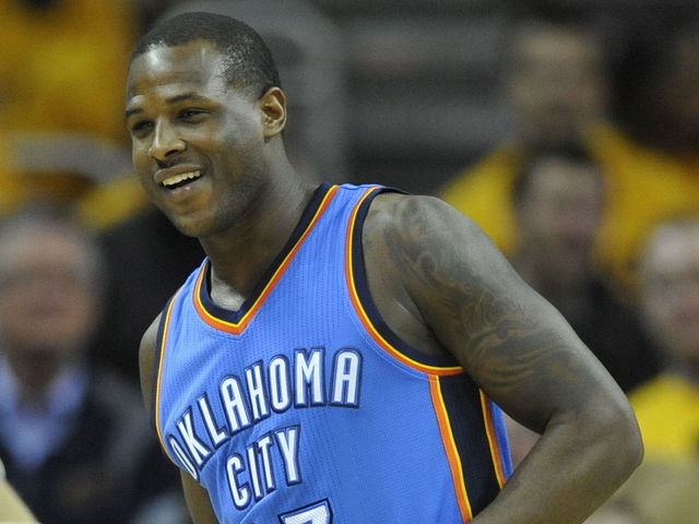 Report: Thunder, Waiters working on extension