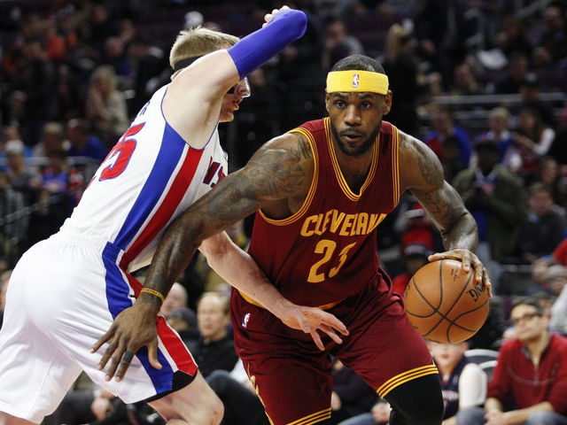 LeBron James out Wednesday with sprained wrist, doubtful Friday