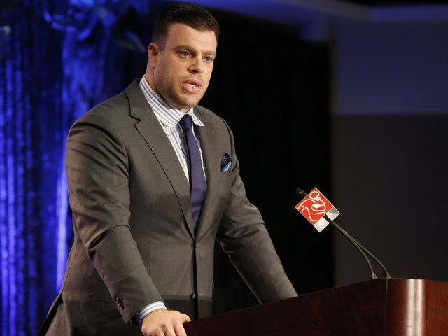 NFLPA head applauds Fournette, McCaffrey for opting to skip bowl games