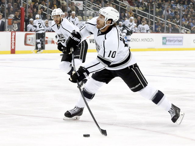 Report: Maple Leafs GM Nonis scouting Mike Richards in Manchester