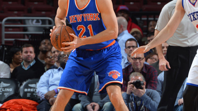 Knicks sign Amundson for rest of the season; Time to update Twitter bio