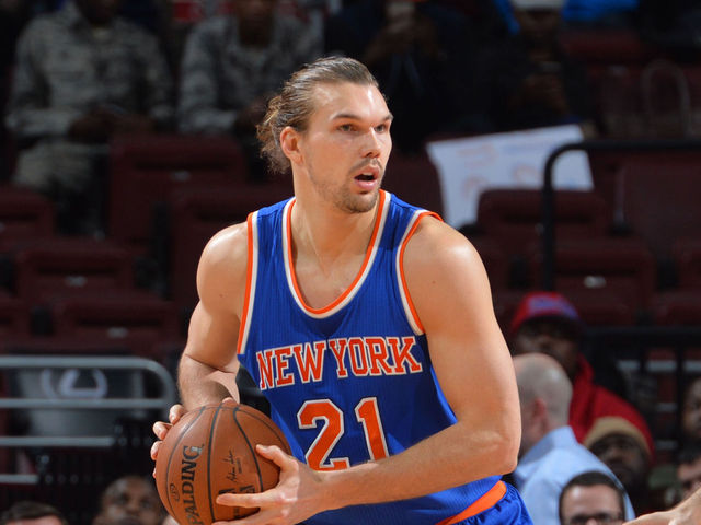Knicks sign Amundson for rest of the season; Time to update Twitter bio
