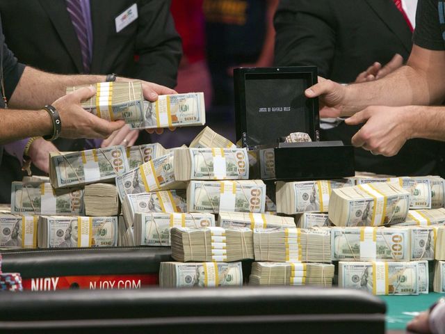 Basic NFL DFS Strategy: Using the Vegas Lines