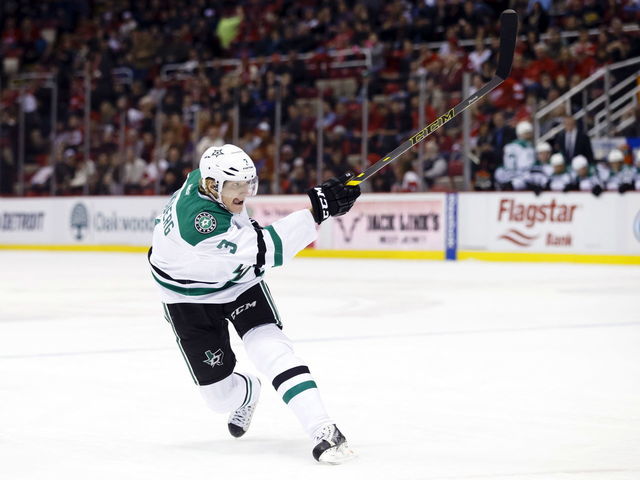 Stars' Klingberg still not skating, return date a mystery