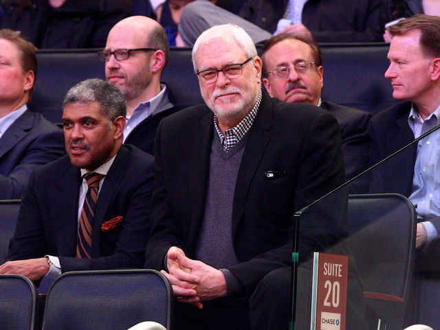 Phil Jackson on Knicks, triangle: 'So far, my experiment has fallen flat on its face'
