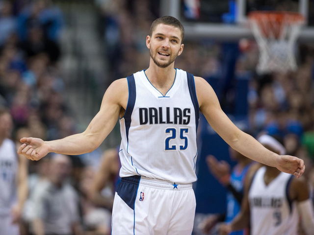 Mavs' Parsons starts Game 1 Saturday vs. Rockets