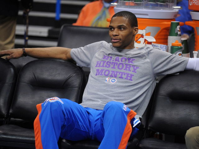 VIDEO: Jeremy Lamb leaves Russell Westbrook hanging, gets death-stare