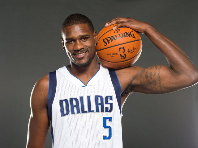 Report: Mavericks sign Bernard James to 2nd 10-day contract