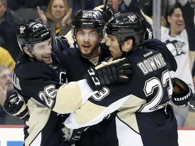 Coyotes claim Mark Arcobello off waivers