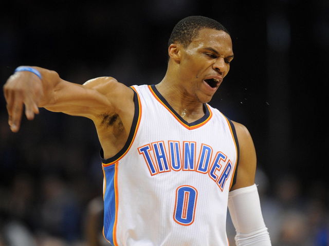 Thunder cruise past Grizzlies, pull within half-game of playoff spot
