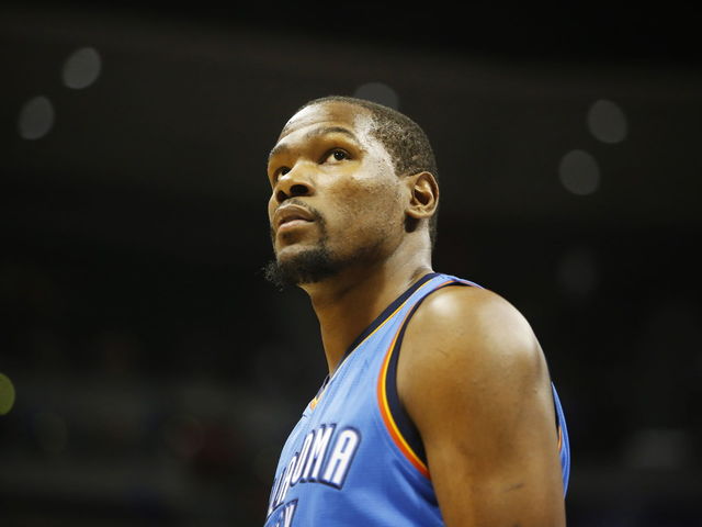 Durant to undergo 3rd procedure on right foot, out 4-6 months
