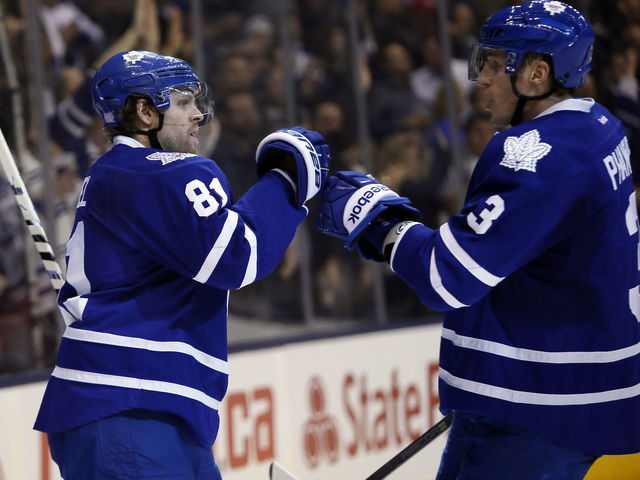 Report: Maple Leafs working hard to trade Kessel, Phaneuf