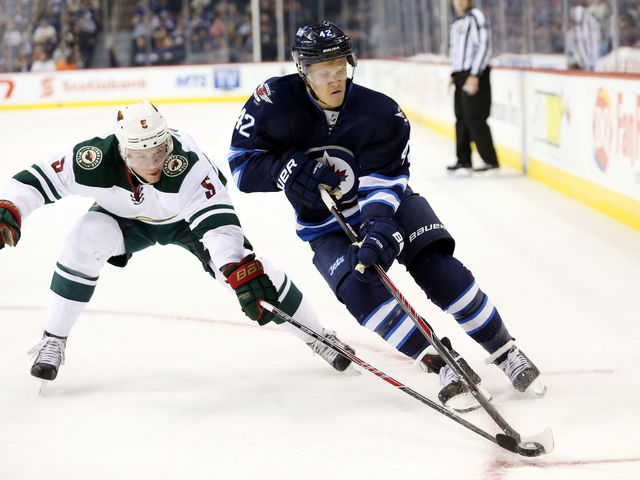 VIDEO: Jets prospect Ehlers gets ambidextrous with stick in junior game