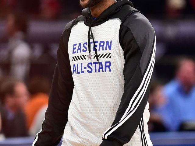 LaVine says he would beat LeBron in Dunk Contest; LeBron regrets never entering