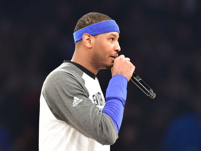 VIDEO: Anthony receives huge ovation, Gasols hug during All-Star intros
