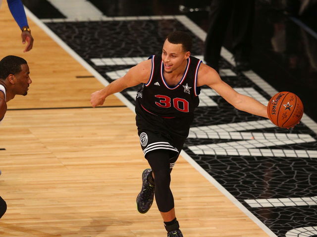 VIDEO: Chef Curry cooks Irving and Wall, sets up Harden alley-oop