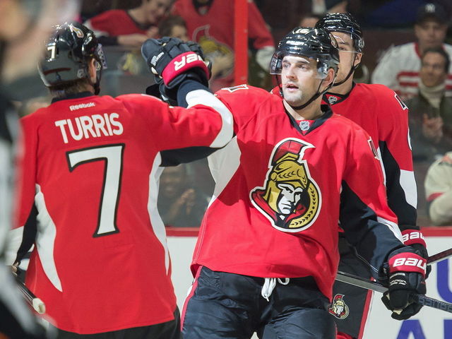 Senators' MacArthur helped off ice after collision with Lehner