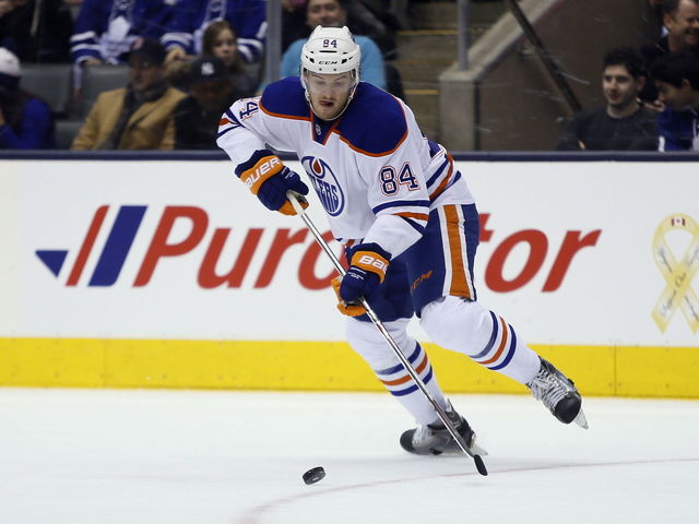 Report: Oilers, Klefbom agree to 7-year extension