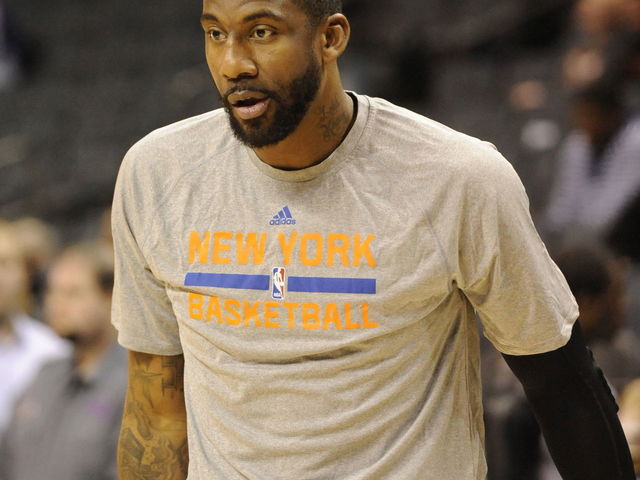 Amar'e Stoudemire officially joins Mavericks, won't play until Sunday