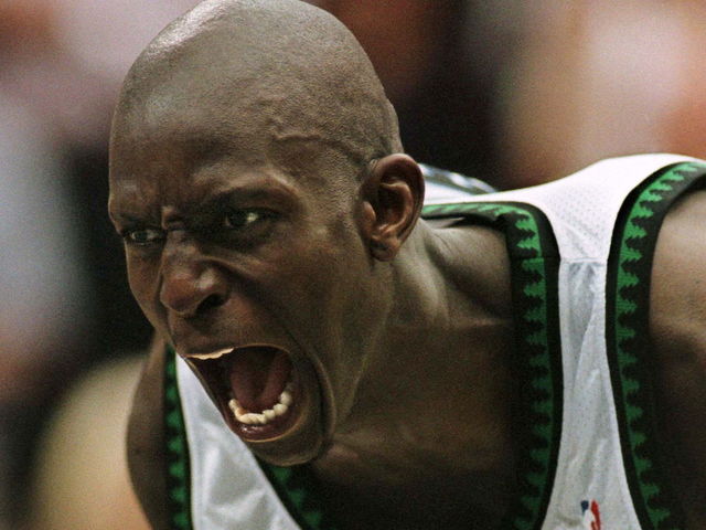VIDEOS: Kevin Garnett's top 5 moments with the Timberwolves