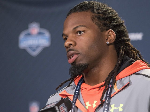 VIDEO: Rookies guess and react to 'Madden 16' ratings