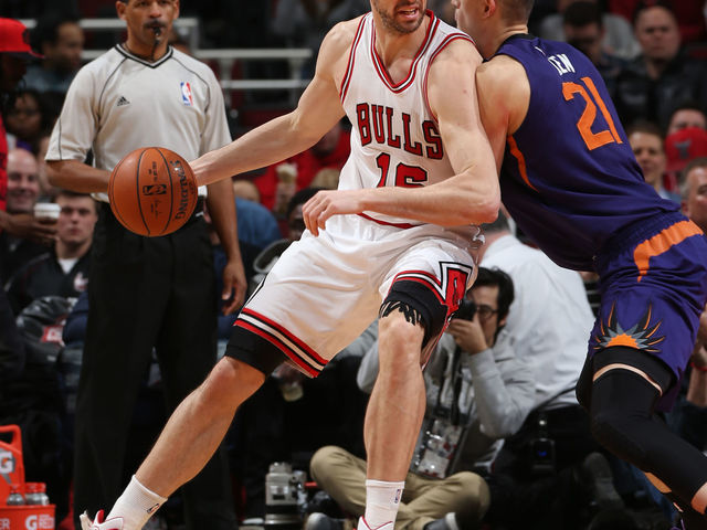 Bulls bounce back from ugly loss to down Suns behind Gasol's 22
