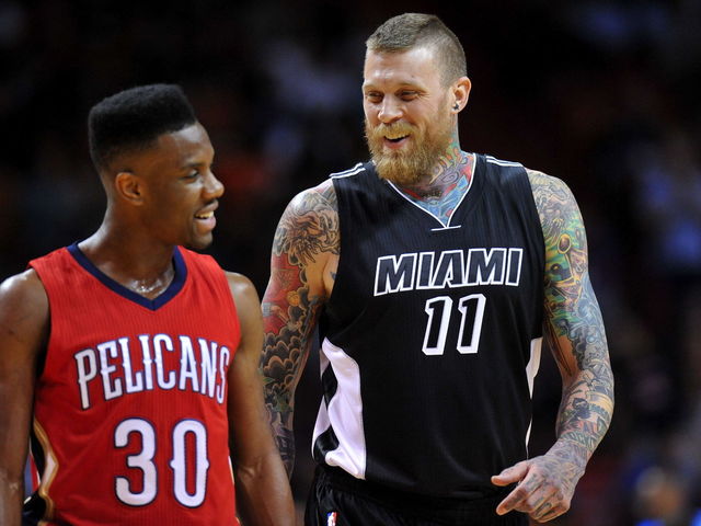 Pelicans lose Davis and Anderson, still thump Bosh-less Heat
