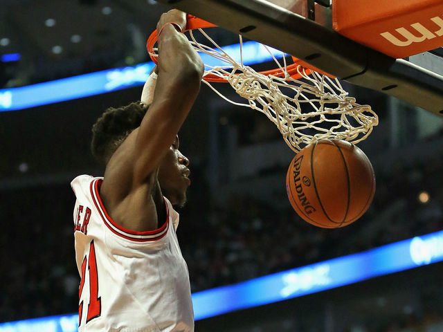 VIDEO: Jimmy Butler with aggressive putback dunk, helps Bulls down Bucks