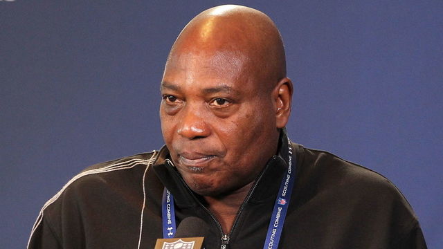 Ravens GM Newsome denies report owner blocked Kaepernick signing