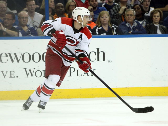 Report: Blackhawks looking at Hurricanes' Sekera