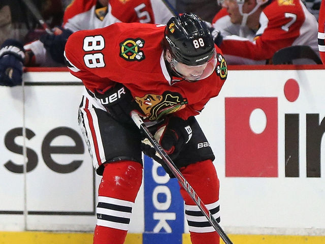 Blackhawks' Kane has surgery on broken clavicle, expected to miss 12 weeks