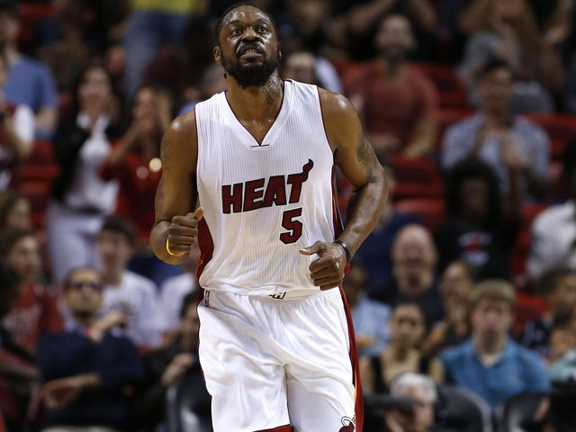 VIDEO: Heat's Henry Walker plays the unlikely hero vs. Magic